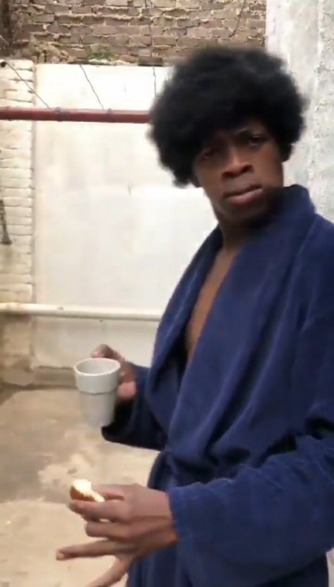 SavageMaveriick's tweet image. Condoms are free at campus but printing is not free. Is sex more important than assignments 😭😭😭🚩🚩🚩🚩🚩🚩