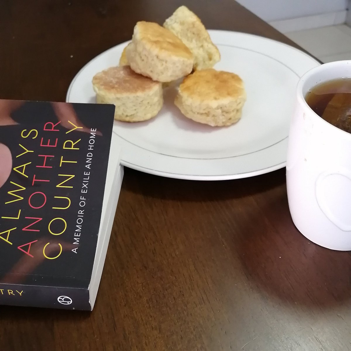LindaMasilela2's tweet photo. Rooibos Tea plus dikuku. This is what my breakfast looks like. https://t.co/kEsZgLyBL7