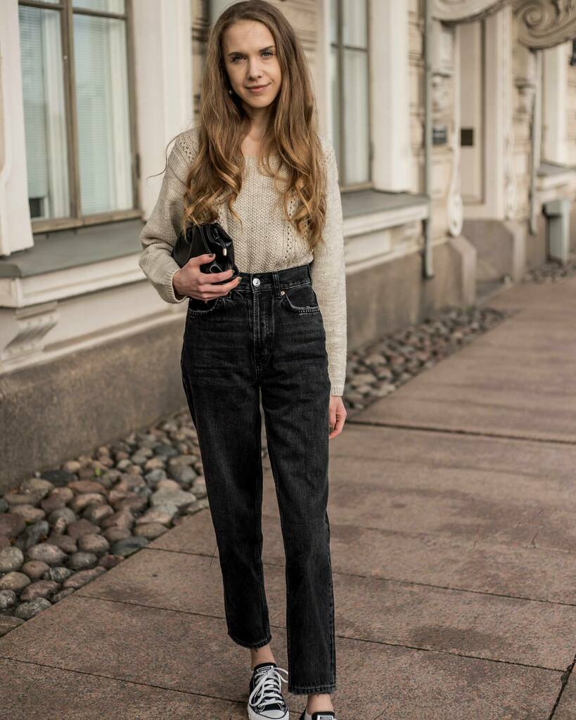 pinja_k's tweet photo. Exactly a month to go and I’ll be walking the streets of London and hugging my best friend after 2,5 years 🥺🤎
#laidbackstyle #neutralvibes #dosesofstyle #stylegator #neutralaesthetic #stylefiles #inspodreamers #lookwis #nordicstylereport #minimalstr… https://t.co/eA0j9dNCLe https://t.co/ctIqzKRIcm