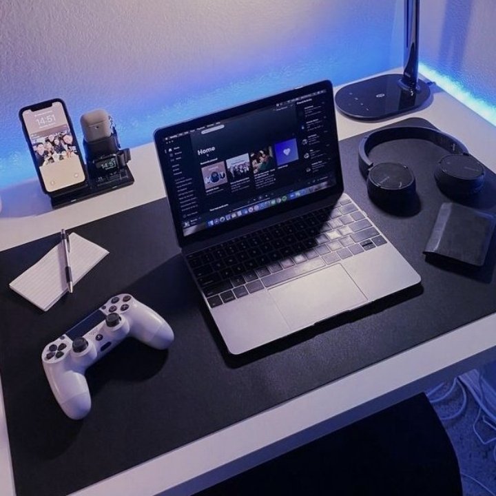 niceoaktree's tweet image. while the game lasts ↬ gendrya au

Os jogadores Arry e Touro só queriam cumprir suas missões online em paz e conquistar alguma glória no processo. O grupo questionável de amigos que reuniram não era parte do plano – e os sentimentos complicados que entraram em jogo também não.