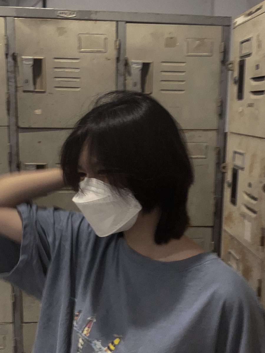 iwburscigar's tweet photo. แหะ ๆ หวัดดีกั๊บ https://t.co/ROh8lt2pB4