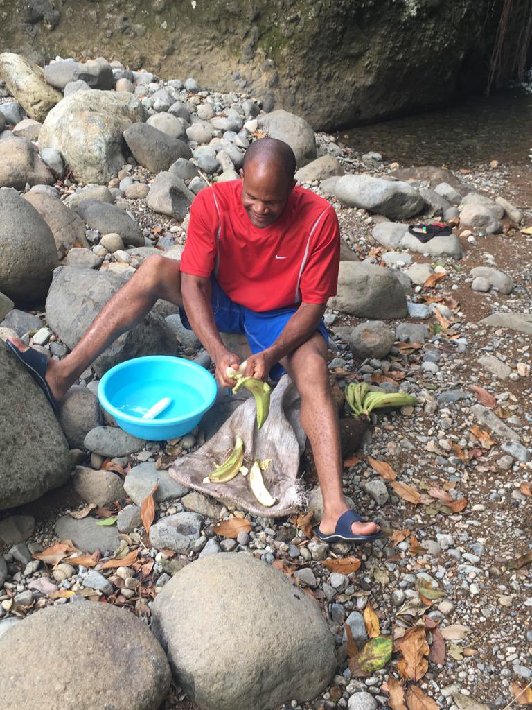 ne_me_juger's tweet photo. How you Dominican n nvr cook by the river?? #NahBoy ๐ฉ๐ฒ๐ฉ๐ฒ๐ฉ๐ฒ๐ฉ๐ฒ๐ฉ๐ฒ๐ฉ๐ฒ #43Years #HappyIndependenceDominica https://t.co/Q0tsJJVEij