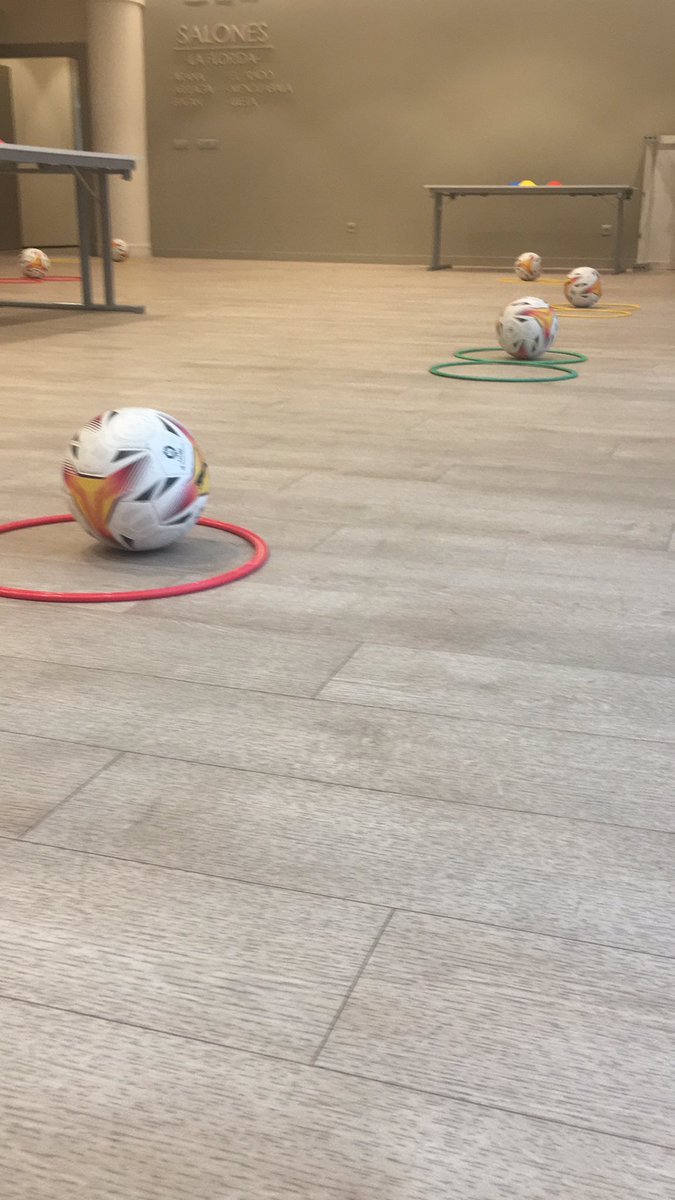 litoslippy's tweet photo. Activaciòn ⚽️🔥🔥🔥🔥🔥#sachar @CDeportivoLugo https://t.co/yuksRGKMSG