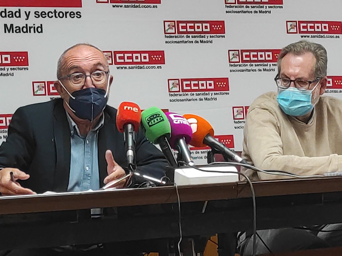 medicusmundi's tweet photo. Movilizaciones, por un lado los trabajadores sanitarios en un proceso a nivel de Comunidad autónoma y del estado estén implicados Tiene que ser Social y profesional. Es un proceso que será largo y estamos dispuestos a luchar por nuestra salud #ManuelMartin @FADSPU @CCOOSanidadMad https://t.co/4JEYgRZsek