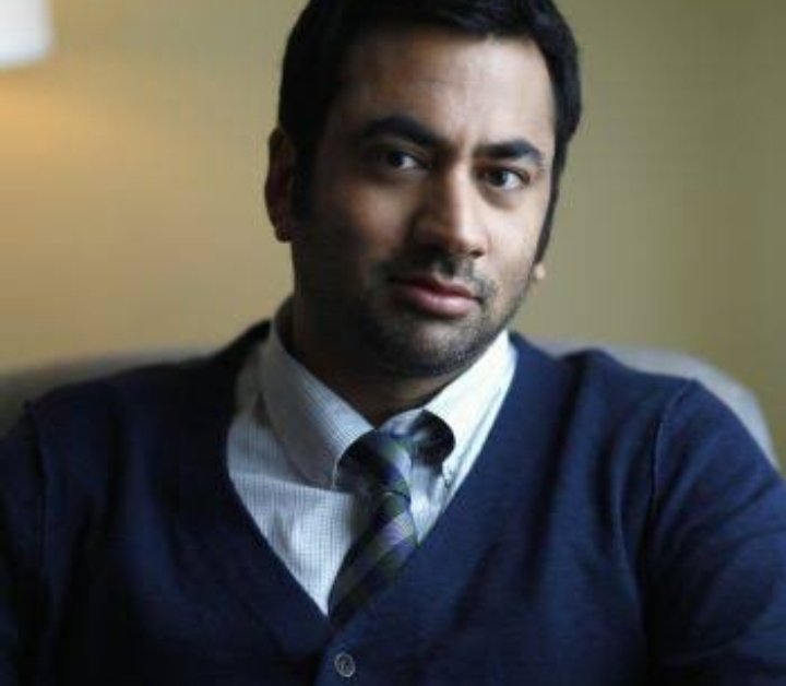 UthingoNetwork's tweet photo. The American actor and former President Obama advisor KAL Penn has come out  as Gay, and revealed that he is engaged to be married.

#informationtime https://t.co/2wlWqNSej5