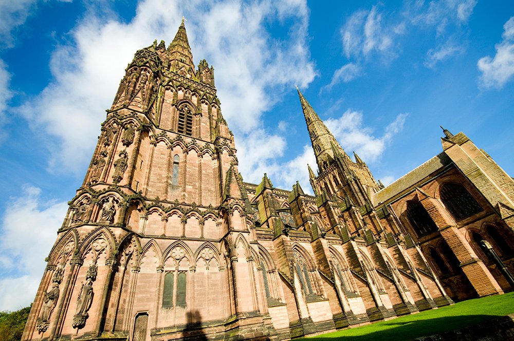 EnjoyStaffs's tweet photo. Beverley Craven and Judie Tzuke to perform at @LichfieldCath

https://t.co/Gbv8h8ghNO

#EnjoyStaffs #Staffordshire #Lichfield @VisitLichfield https://t.co/CAbA0351Rq