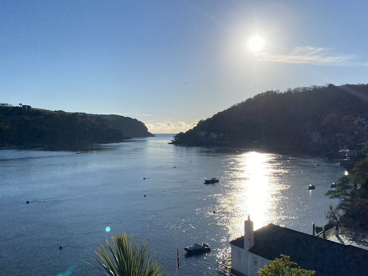 Oh what a glorious morning in #dartmouth #Devon <a href="/DartMarina/">Dart Marina Hotel</a>