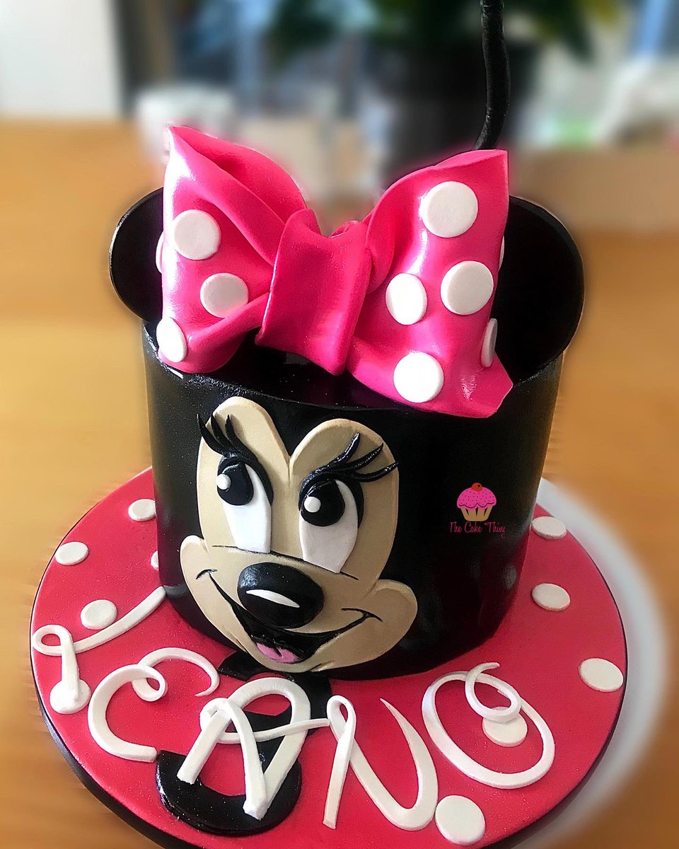 CakeThing's tweet photo. “Smile, and let the world wonder why”.

#thecakething #minniemousecake #pinkcake #minniemousecakeidea #kiddiescakes #blackandpink #johannesburgcakes #cakeday

https://t.co/Qh9PAYPJI9 https://t.co/U9quVRvy4E