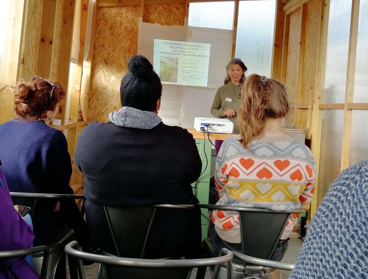 vickihird's tweet image. Fantastic to be on a #fringefarming peri-urban site today with growers and @DefraGovUK in Dagenham farm @growcomm - already met a  trainer who came to the farm as a trainee.. #Horticulture @UKSustain