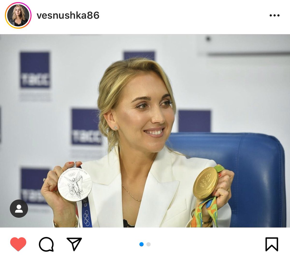 BreakPointBR's tweet photo. A Vesnina é TÃO #melhorpessoa que os ladrões devolveram as medalhas olímpicas dela (roubadas do seu lar há alguns meses enquanto ela estava jantando fora de casa): https://t.co/0Wt0PwYtVl