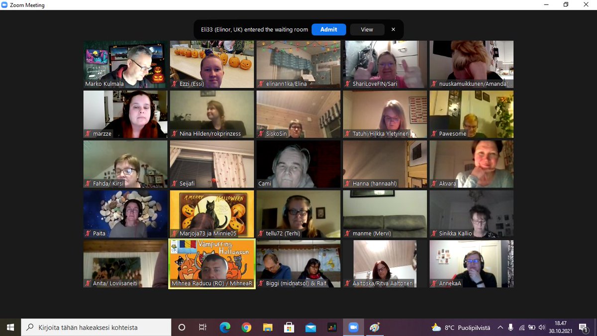FinPostcrossing's tweet photo. Greetings from The 4th International Postcrossing Cyber Meetup on 30th of Oct with #Halloween theme! 🎃 There were 44 of us from 8 different Postcrossing countries! Thank you for joining! 🙂 #postcrossing #finpostcrossing https://t.co/fl3d1E8hpL