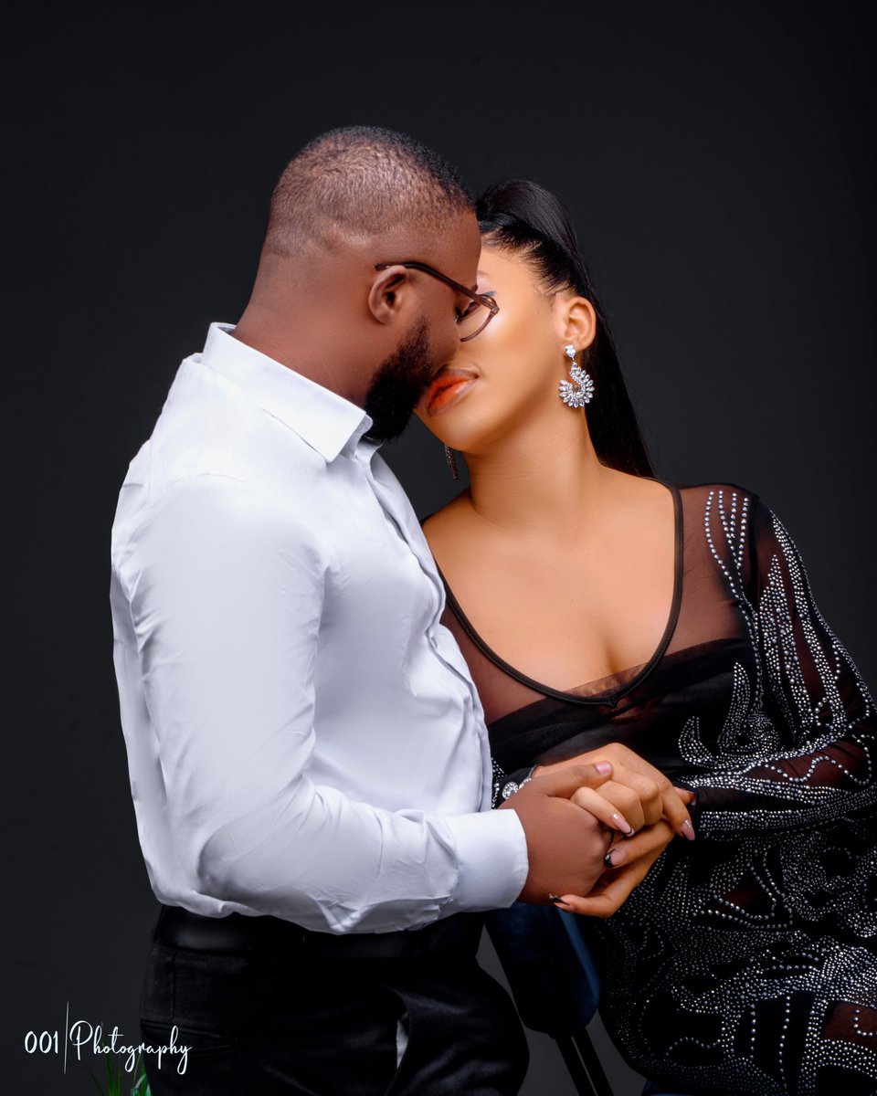 vybe_africa's tweet image. “I met my husband on VYBE - a dating app!

I saw their sponsored ad on Instagram!

  I  sincerely wasn't ready for love and relationship, I just wanted to focus on my business. Then there was this sponsored ad by VYBE for date ideas…A thread