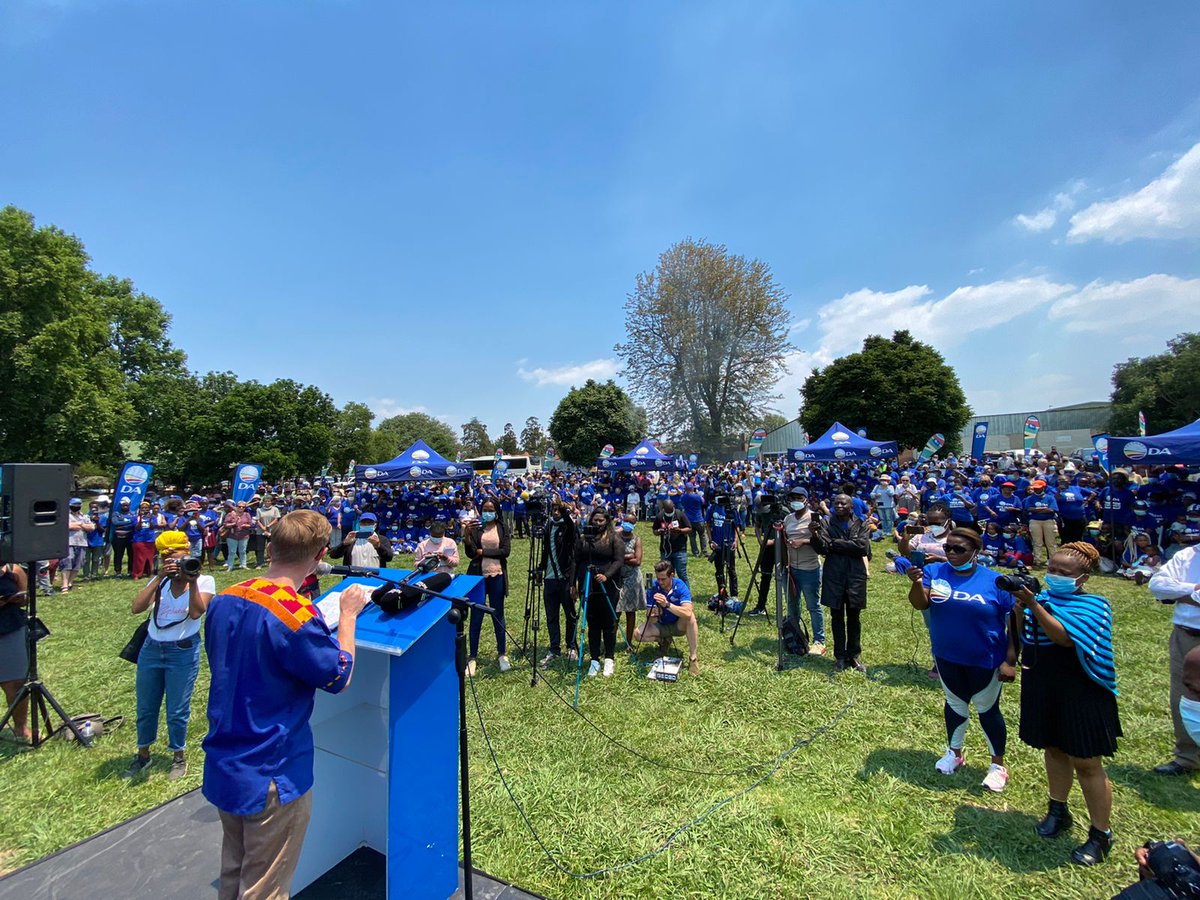 Our_DA's tweet photo. In a historic first, the DA has won, outright, the municipality of uMngeni KZN, taking 13 of the council’s 25 seats.

This breakthrough victory in what has until now been an ANC stronghold.

📸| Today we hold our Victory Rally as we get ready for governance.

#TheDAgetsThingsDone https://t.co/rSkjLxbFgg