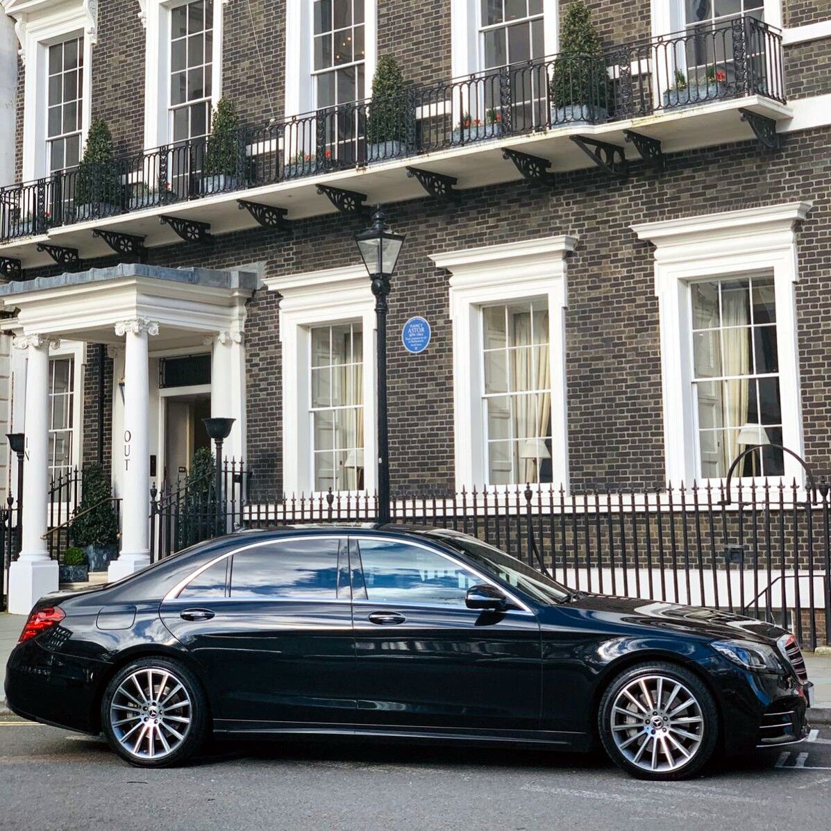 Want to be chauffeured by some of the best chauffeurs in #London? Well, you’ve come to the best place!

At HR Carriages, our staff have undergone extensive training, so you can be sure you’ll be offered a quality service that’ll exceed your expectations!

hrcarriages.com