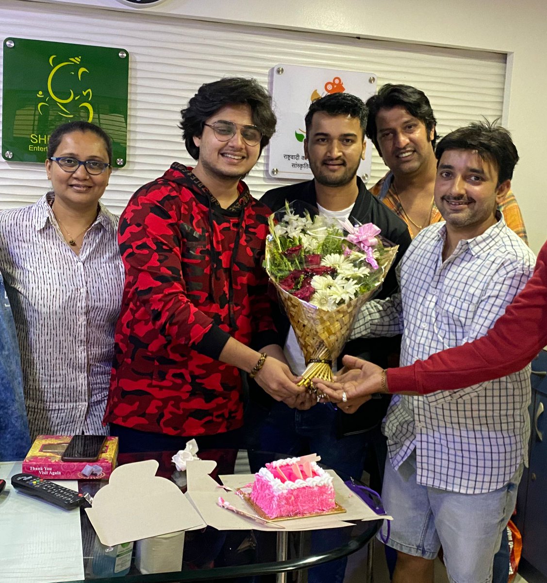 Amolkagne's tweet photo. Happy Birthday @berde93  … 🎂🎉🔥❤️ https://t.co/jsI97SWmgE