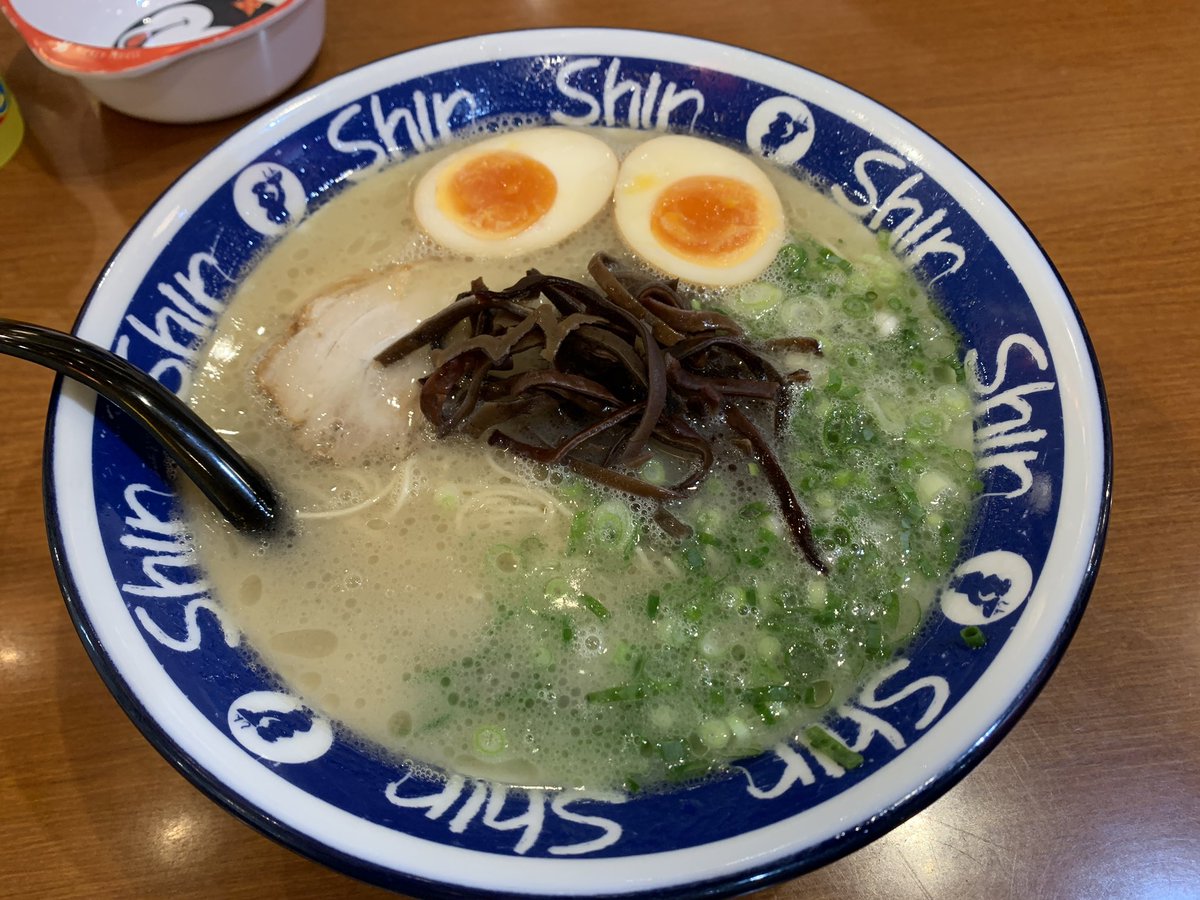 maple_sedori's tweet photo. 幼稚園の滑り止め拾えたので
気分転換に小倉に来ました！

明日は���門観光します✨

（仕入れあるの完全に忘れてたけどﾄﾞﾝﾏｲﾄﾞﾝﾏｲ） https://t.co/QS18NZCsPx