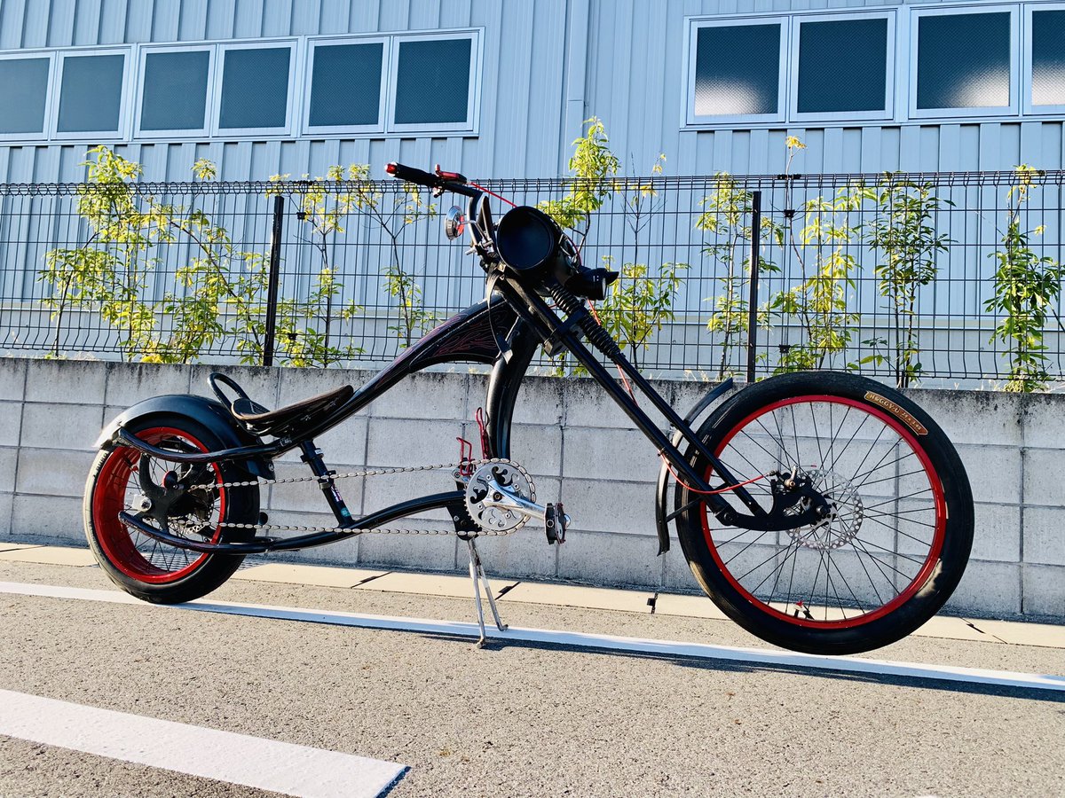 romesama_'s tweet photo. " マグナ50   MAGNA FIFTY "
" SCHWINN STING-RAY SPOILER "

しばらくマグナ50に付けていたソロシートを自転車に戻しました♪
やっぱりこっちだな😍

#CustomBicycle
#CustomCruiser
#StretchCruiser
#ビーチクルーザー
#ファットバイク
#マグナ50
#MAGNAFIFTY
#原付
#4mini
#cruiser
#50cc https://t.co/W5K6tJvzCu