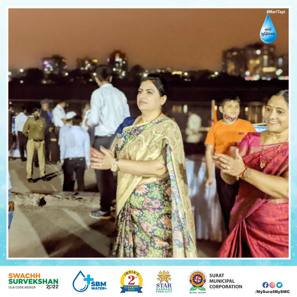 MySuratMySMC's tweet photo. ઇકો ફ્રેન્ડલી દીવાઓને તાપી નદીમાં તરતા મૂકયા હતા.#MySurat #MariTapi #MyTapi #Tapi #SMC #SwachhSurvekshan2022
#SwachhSurvekshan2022Surat
#MeraShaherMeriPehchan
#Festival #pooja #Diwali #Diwali2021 @MoJSDoWRRDGR @SwachSurvekshan @SwachhBharatGov @swachhbharat @sbmugujarat (૩/૩) https://t.co/cWcoBLe9sD