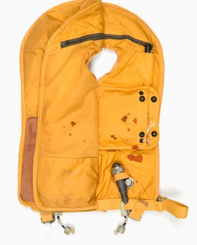 AWMemorial's tweet photo. #ConservationConversations Each month we will share some of the conservation work on items in the Memorial's national collection. The textile team have shared their work removing stains from this United States issue inflatable life preserver. c.1951
REL39400.00 #AWMConservation https://t.co/ft5kMWfVfV