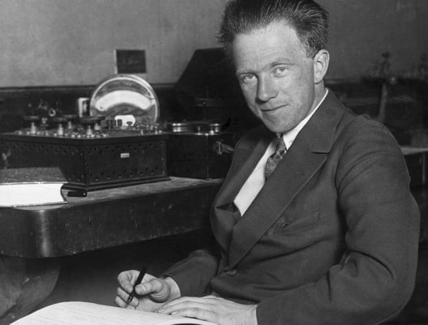 AskCrew_'s tweet photo. “An expert is someone who knows some of the worst mistakes that can be made in his subject, and how to avoid them.”
― Werner Heisenberg https://t.co/wSeBcD4Yba