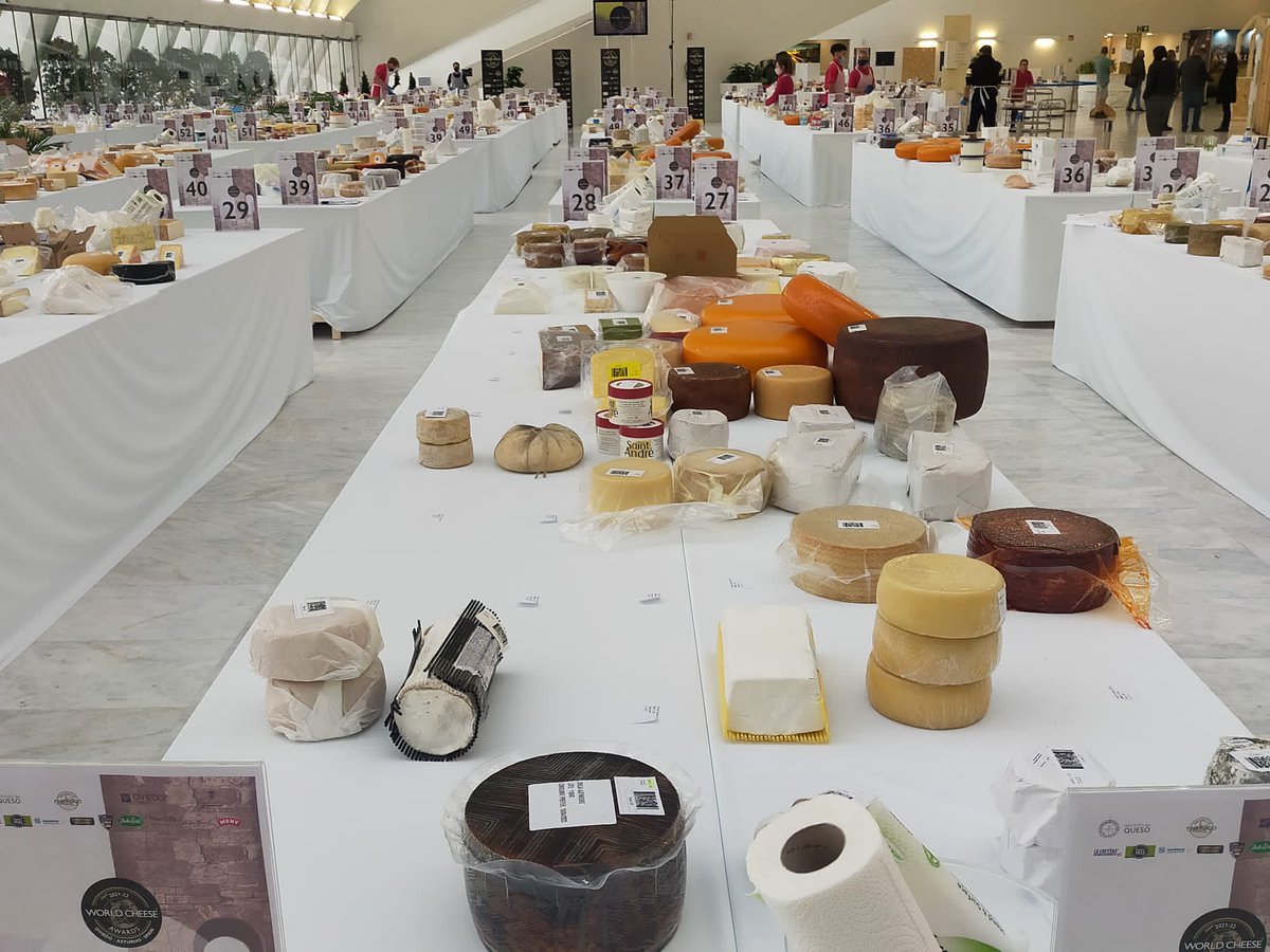 DDeSantiagoS's tweet photo. Más de 4.000 variedades de quesos de 45 países concursan en el #WorldCheeseAwards. ¡Allá vamos! El Palacio de Exposiciones y Congresos de Oviedo acoge el #InternationalCheeseFestival.

@cheesefest2021
@aytoviedo
@alimentosastur
@InstitutoQueso
@guildoffinefood

#ICF2021 #WCA https://t.co/tpvcMFMcN9