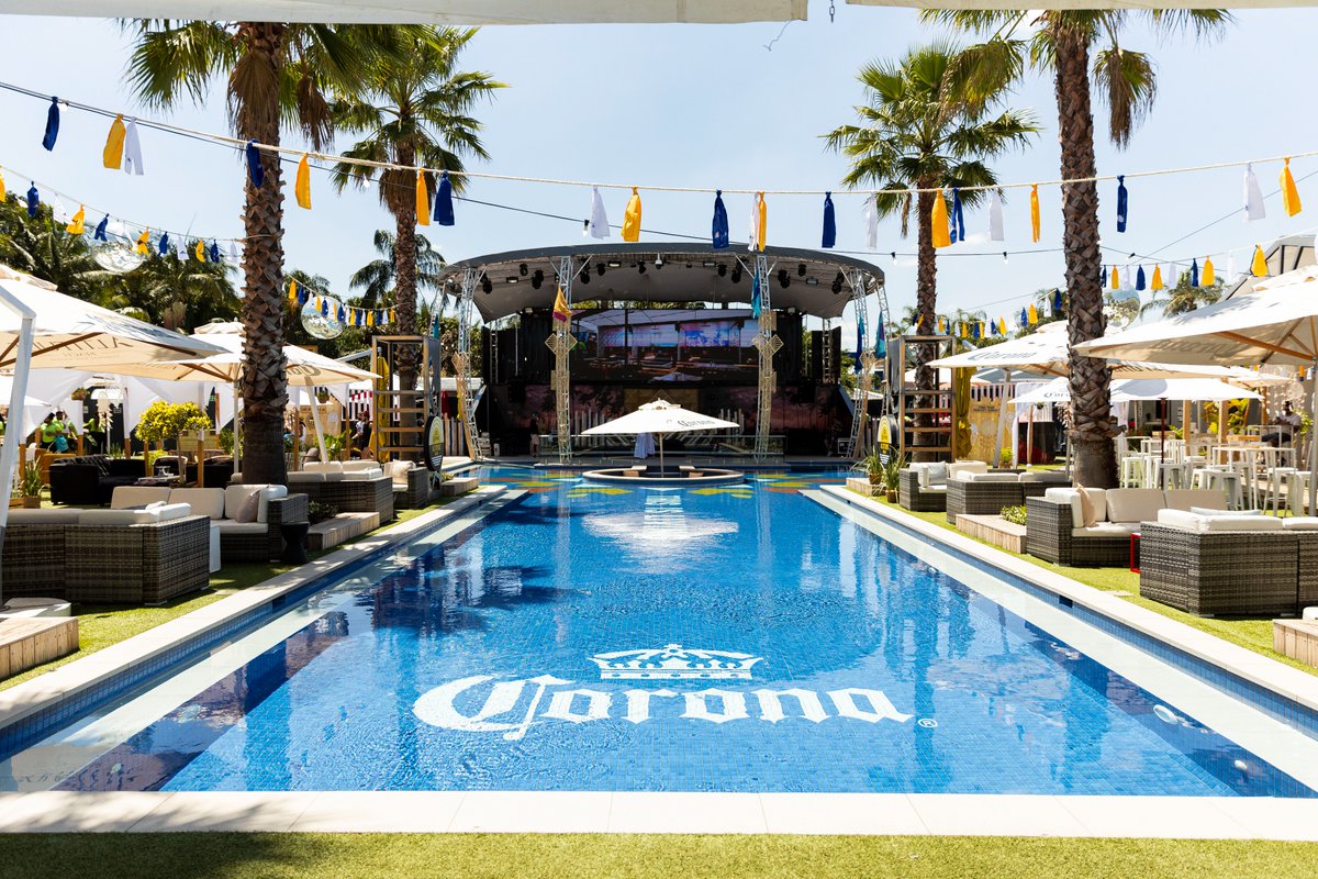 MondeMtsi's tweet photo. #ChasingEvents makes a splashing comeback with an epic event at @AltitudeBeach with a lineup incl. @sunelmusicianza, Ami Faku, @simmymusicsa, @tresorofficial, FKA Mash, @BlankaMazimela, Desiree and MORE!
Read full event post here: https://t.co/EJZ8UuGQCO
📸by @cyrilzuma
1/3 https://t.co/d4HcOGLCGf