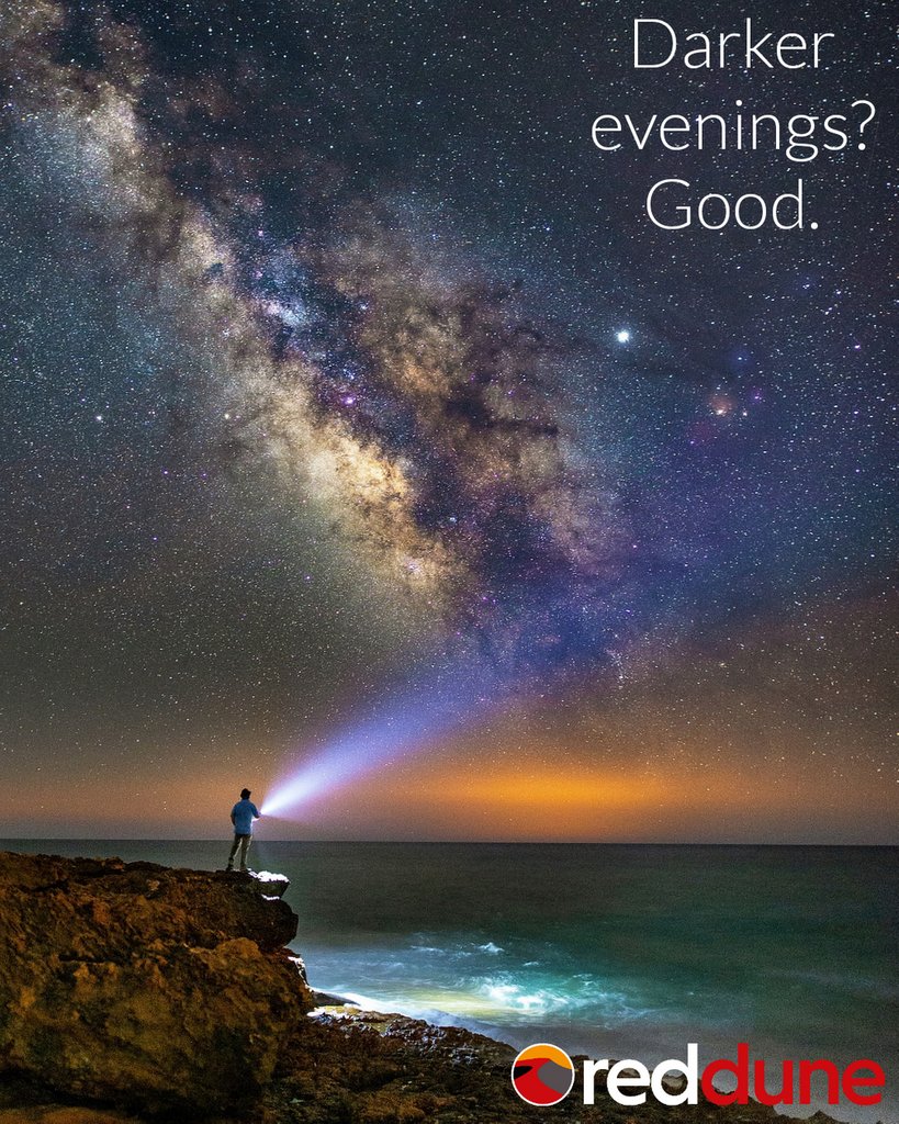 RedDuneWeb's tweet image. Embrace the darker evenings and look up! buff.ly/2Bvphf0