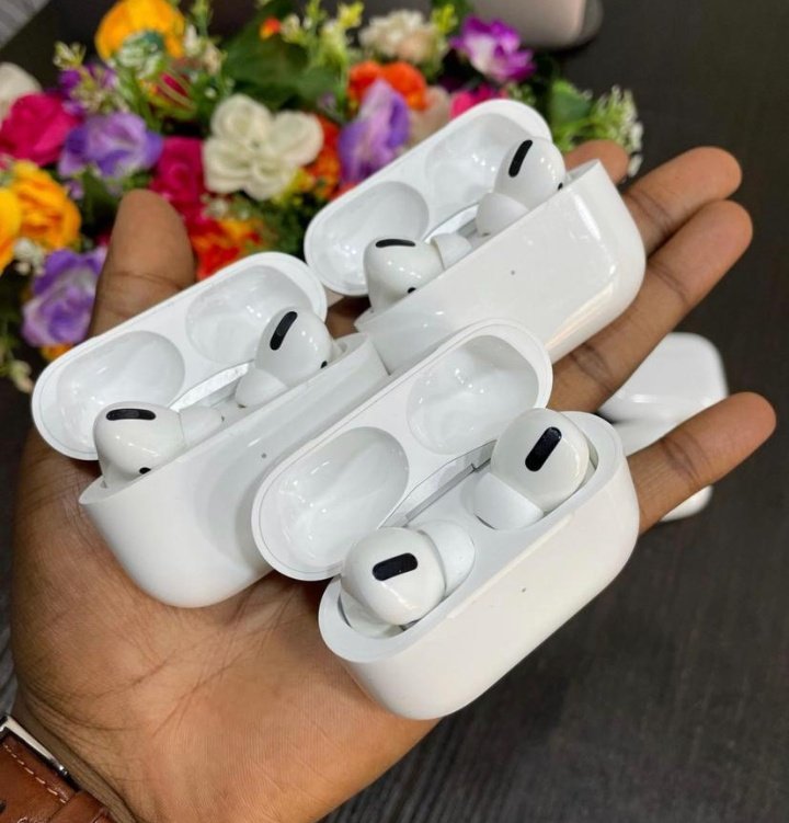 manty_flex's tweet photo. For a mobile phone upgrade, or getting yourself a brand new gadget, @abc_gadgets Your Reliable Gadget Plug has got all that ready for you at very affordable prices. Hit them up and get plugged���😊💯
#abcgedgetsplug https://t.co/8Seg7ol2L9