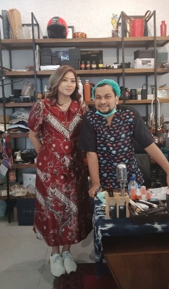 Mak pingin lebih cantik..
Solusinya ke <a href="/dr_tompi/">dr tompi spBP</a>