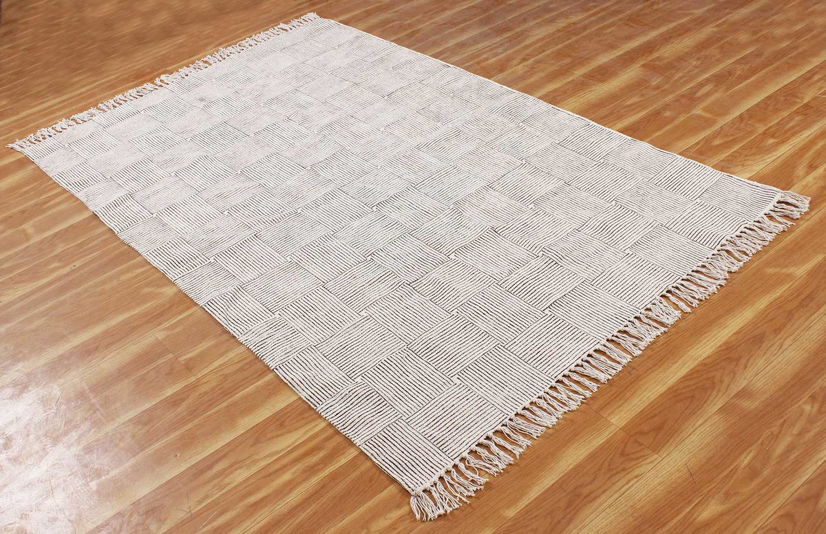 Casavanihomes's tweet photo. Bohemian flatweave yoga mat (https://t.co/WZtDuhHgFn)
#Livingroomrugs #arearug #bedroomrugs #decorativerug #kitchenrug #rugs #modernrug #bohorug #bohemianrug #doormats #cottonkilim #kilimrug #floorrug #officerug #moroccanrug #doormatrug #largerug #carpetrug #customrug #cottonrug https://t.co/Dz72foc06X