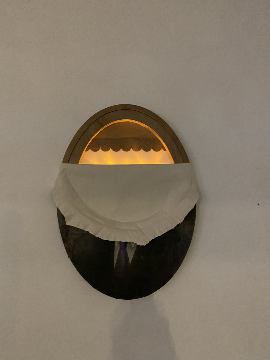 marvi_memon's tweet photo. The Karachi art scene never disappoints. Aamir Habib at Canvass gallery. Enjoy. https://t.co/FxFJ8WBH3j