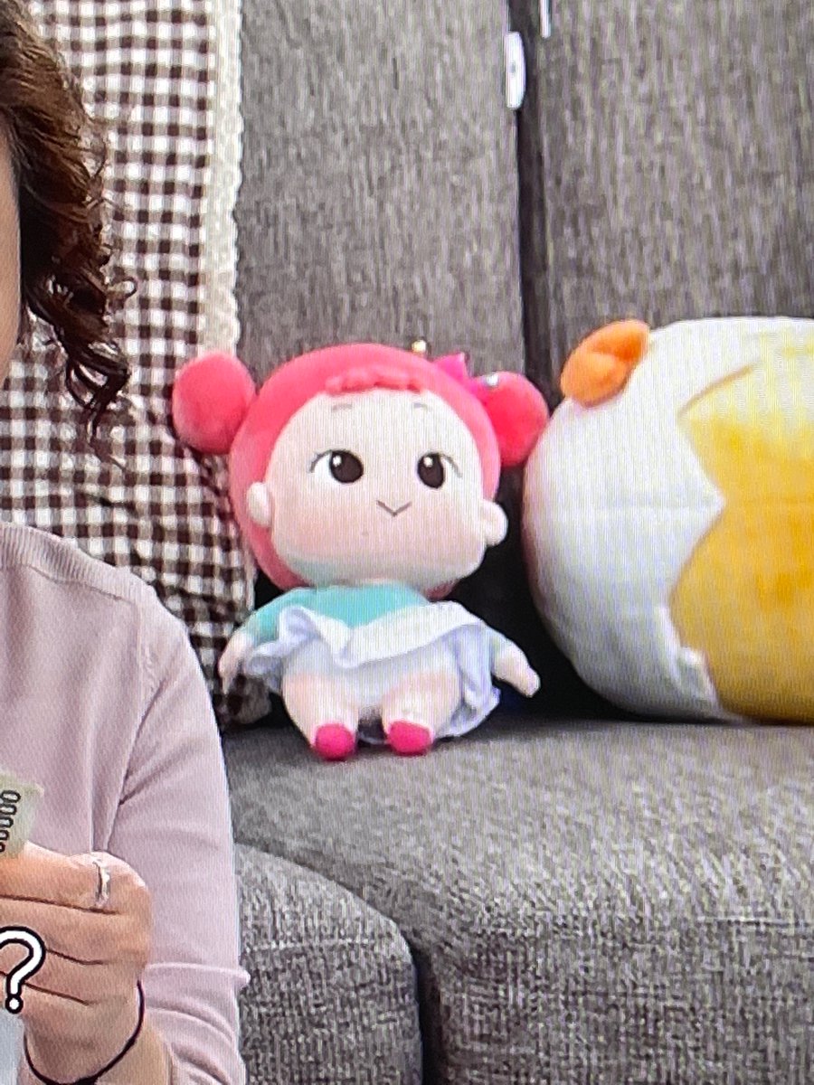 蒻 あと となりのひよこのぬいぐるみは元々韓国版リーガルハイで出ていたもので 当時は販売品じゃなかったんですが そのあと世界で一番可愛い私の娘から出たぬいぐるみだと広報してますね まあ２つのドラマの製作社がgngなので多分会社のキャラクター