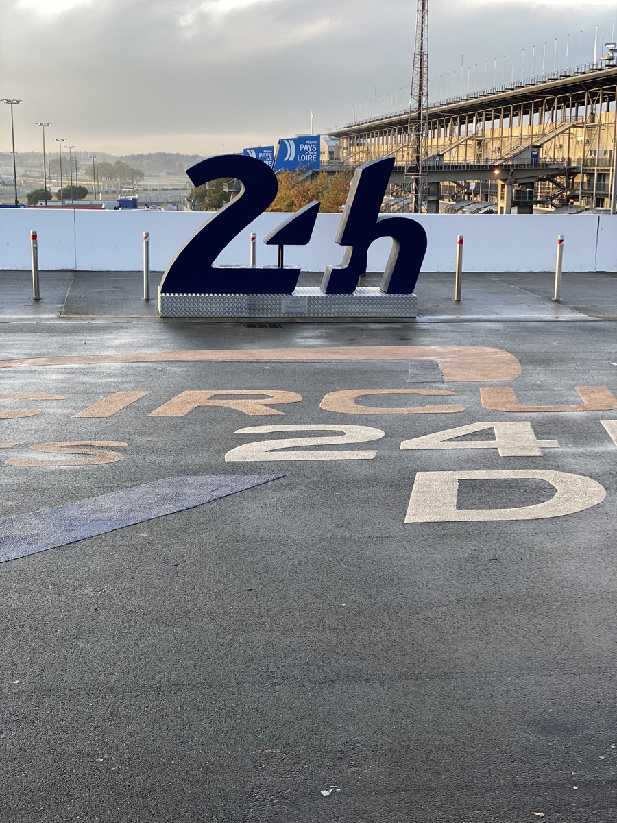 AssisesAuto's tweet photo. C’est reparti ! ⏰

Êtes-vous prêts pour cette seconde journée ? 😉

On vous attend au circuit des @24heuresdumans 📍

Restez connectés toute la journée avec #AssisesAutomobile pour suivre en direct l’événement 📱💻 https://t.co/AaQHNfu9Wb