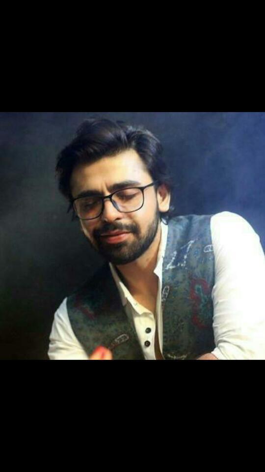 Zavi1727's tweet photo. #StarOfTheYearFarhanSaeed 
@farhan_saeed 
 Wishing u more success n love in ur life ahead... https://t.co/EDCNDL8hEK