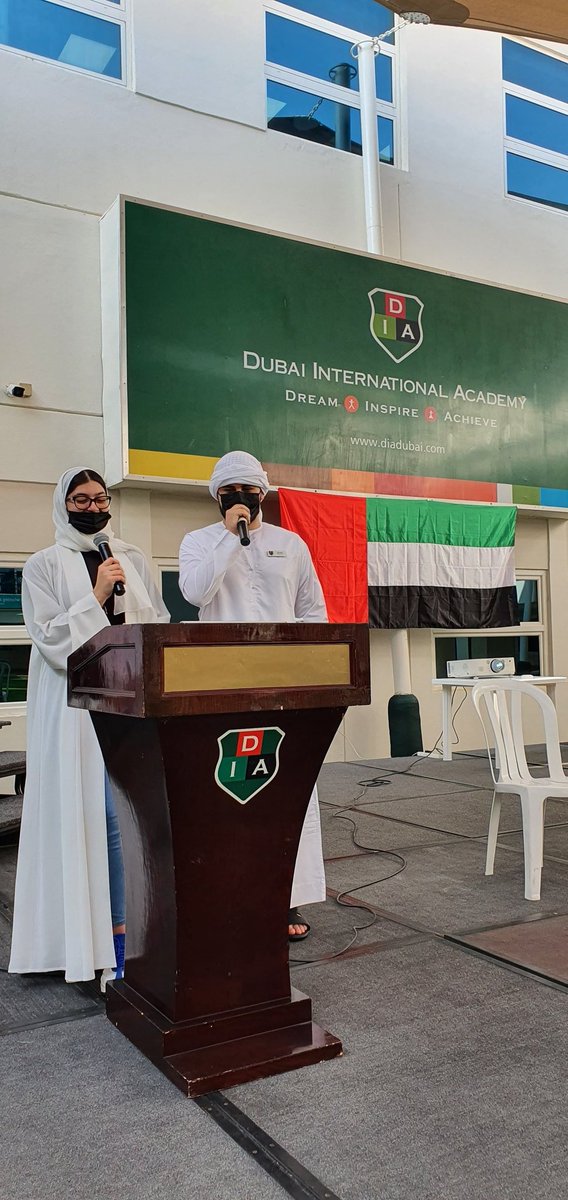 DIA_Principal's tweet photo. Wonderful #UAEFlagDay celebrations led by our students @DIAdubai @KHDA #DIAcommunity #DreamInspireAchieve #trulyinternational https://t.co/Q2Y24kewzn