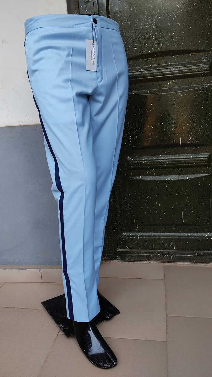 _tailoredtim's tweet photo. I believe you have these two Pants seating in your wardrobe already. You don't? 

Price is 8500. 

Kindly Retweet. https://t.co/VY3GyW0iLz