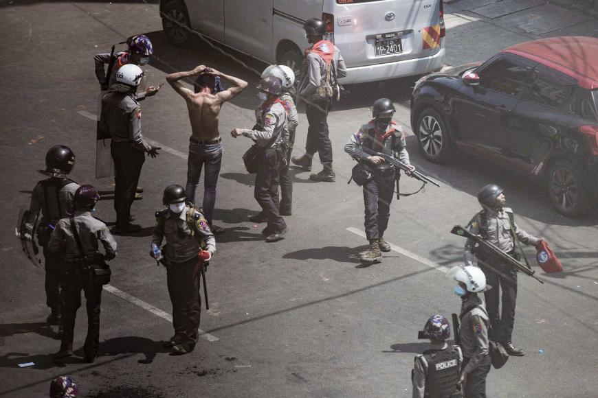 #UN Investigative Mechanism for #Myanmar says that crimes committed after the coup appear to be "widespread &amp; systematic" meaning "#CrimesAgainstHumanity"

Prosecutors in states w universal jurisdiction laws in place should start structural investigations.
iimm.un.org/wp-content/upl…