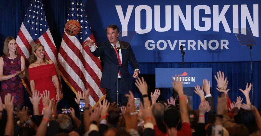 sole24ore's tweet photo. 🔸 #Elezioni #Usa, schiaffo a #Biden in #Virginia. A #NewYork sindaco ex agente afroamericano https://t.co/HybyMgYxd4 https://t.co/uApRlHnUO3
