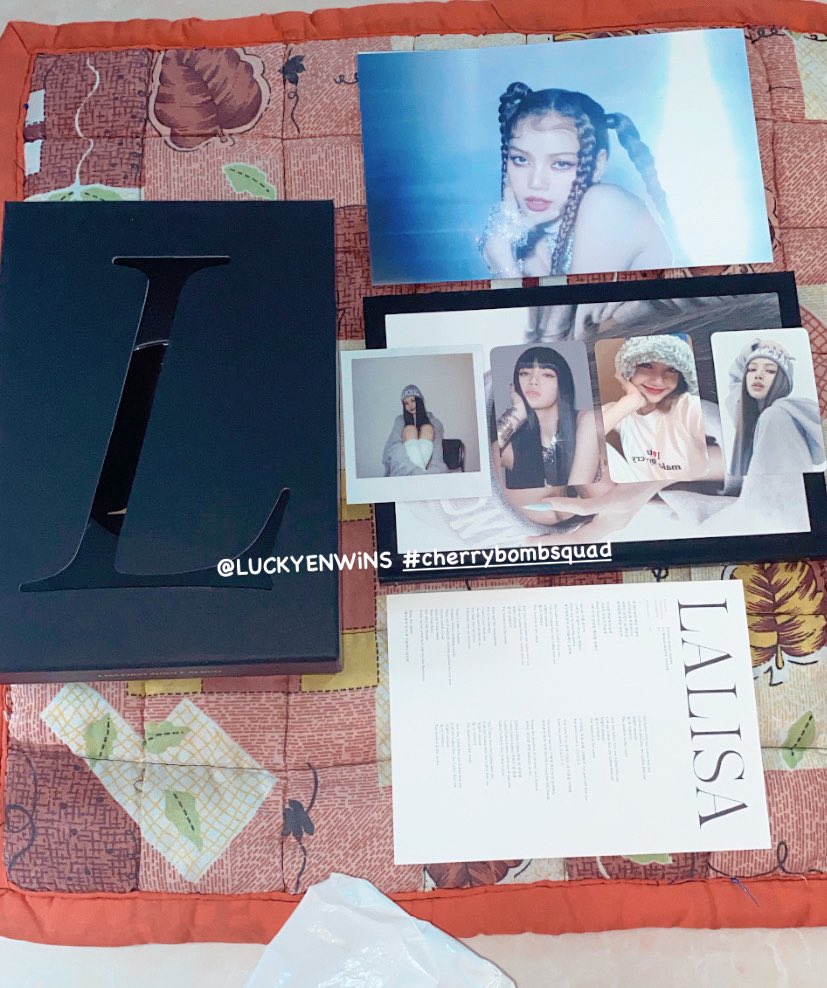 tanginapengewin's tweet photo. HOYYY ANDITO NA SHA GUIZ  THANK YOU @PROMOTIONFAIRY MAHAL KITA SO MUCH 🥰😩🦩😘 WALANG RARE PC PERO AT LEAST NAKUHA KO YUNG WANT KO NA PC, POLA PATI POB 😭😭😭sORI DI AKO MAGALING MAGPIC PERO AYAN AHAHHAHA ALSO TNX TO @ERI_SHOPPE YUN LANG BYE SASAMBAHIN KO PA TO #cherrybombsquad https://t.co/7cri3hbE23