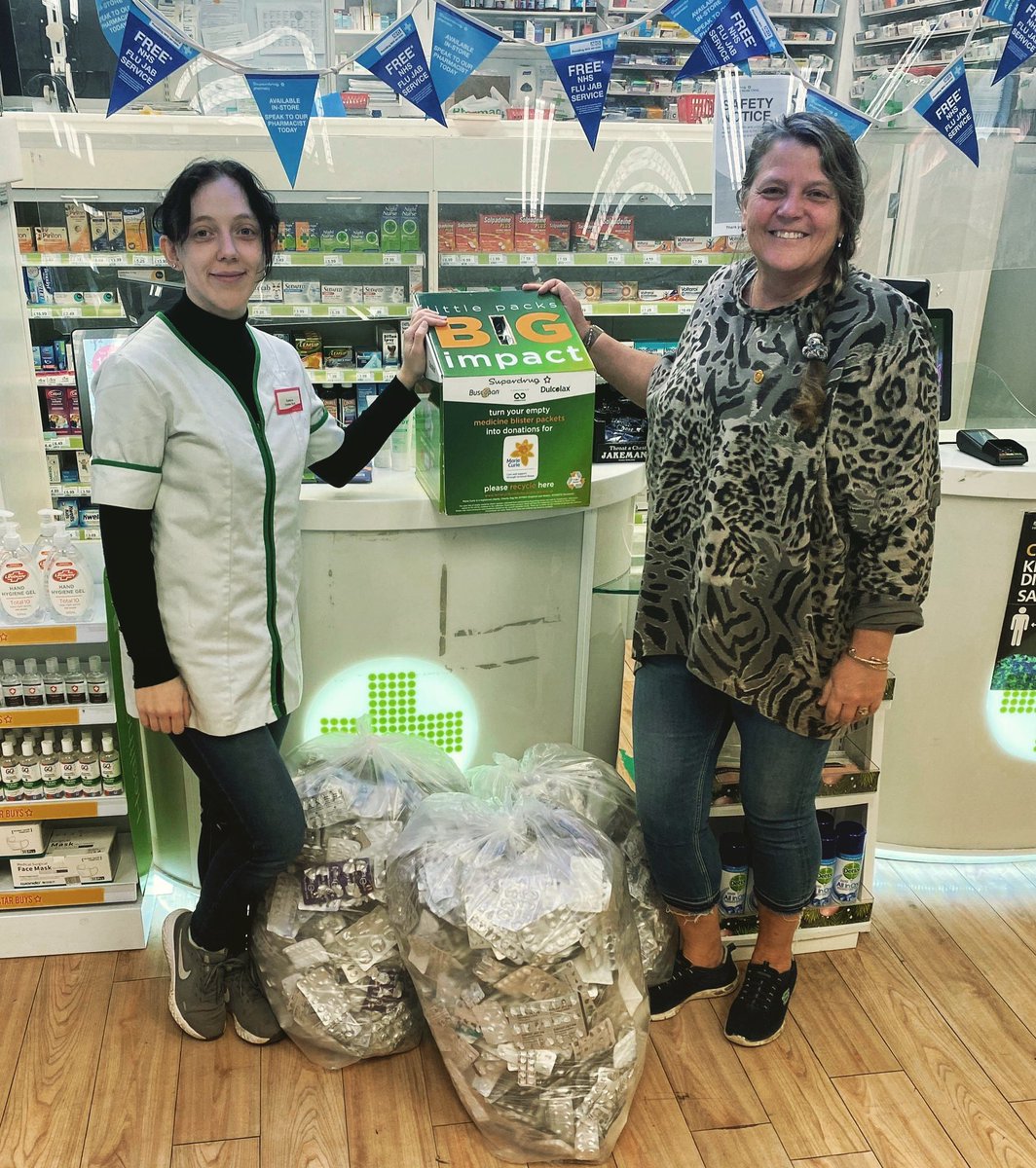 Optieye's tweet photo. Collected #blisterpacks #recycled rather than going to #landfill
@Optieye care for your #eyes & #environment
#opticians #altrincham #gorton #wythenshawe
#collaborating with @salerotary for benefit of #environment
#recycling #plasticrecycling #protectingenvironment ♻️
#cop26 https://t.co/qyKyFfuLmk