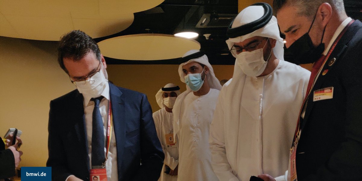 BMWE_'s tweet photo. Staatssekretär #Feicht besucht mit 🇦🇪 Energiestaatssekretär Al Olama anlässlich der Unterzeichnung der Emiratisch-Deutschen #Wasserstoff-Task-Force den #CAMPUSGERMANY der #Expo2020Dubai. #EnergyPartnership #PartnerInUAE https://t.co/rczXEhqtx7