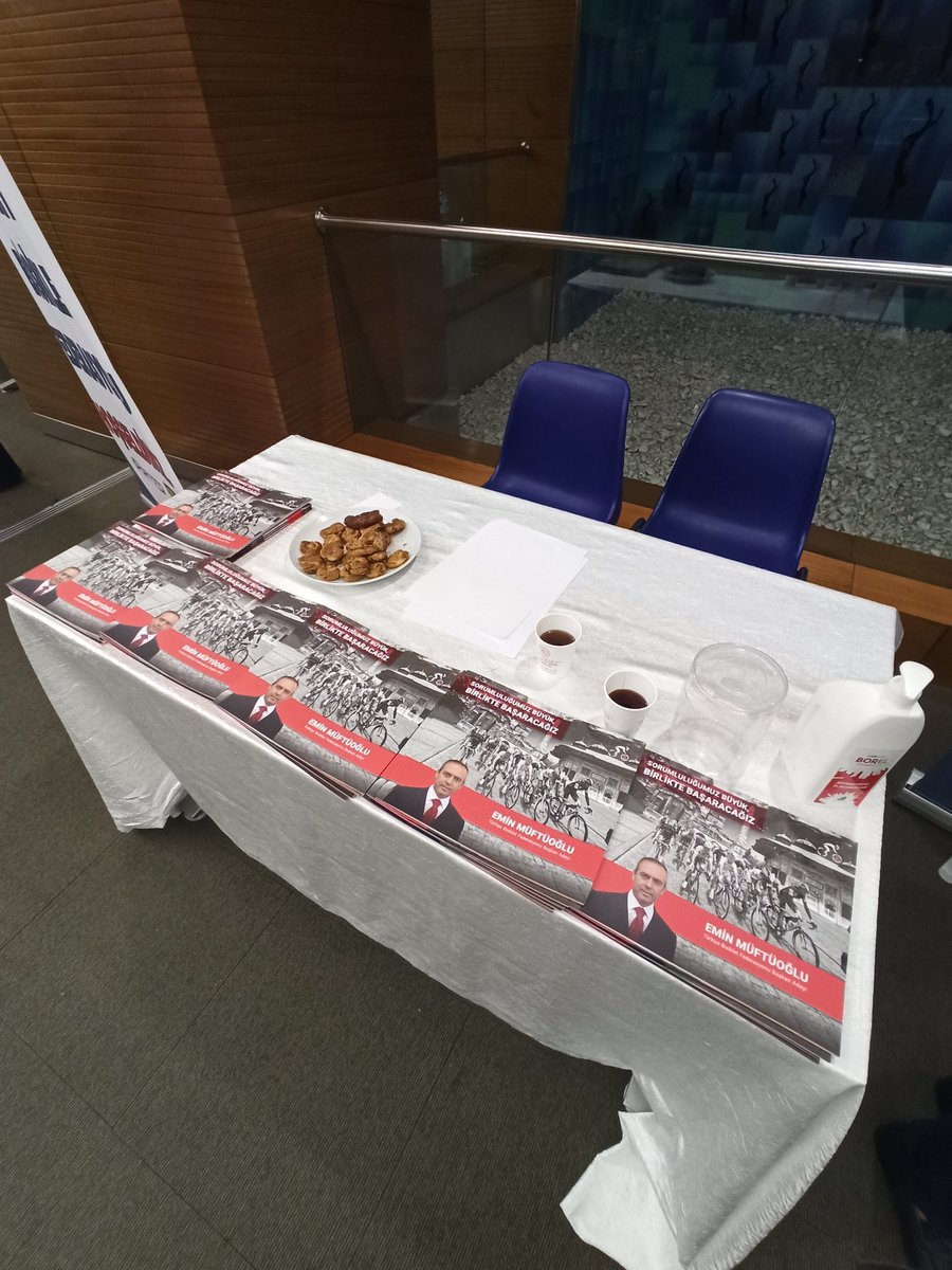mikesoldcar's tweet photo. TBF 3 Kasım seçimlerinde iki aday yarışıyor. @BeratALPHAN ve Emin Müftüoğlu https://t.co/IuvdbcOInS