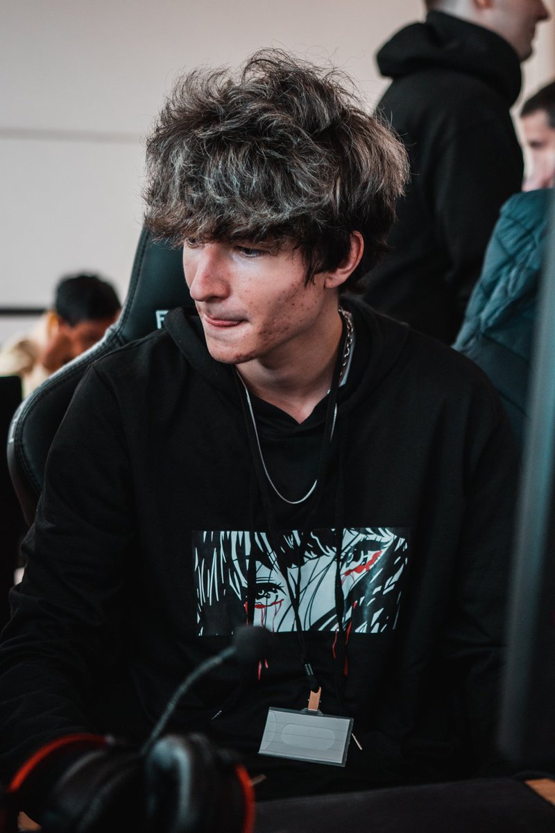 ayyzicle's tweet photo. 2021 Ostrava Championship ❤️ Super happy that I met all the people that I know from Valo irl, it was a great experience and I have only all the great memories from this event<33 Thank you everyone!<3

PS: The second photo is me when someone gets caught in my tripwire 🥰 https://t.co/E5EDfU13VM