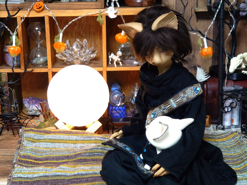 Simlacrum_F's tweet photo. 「お師匠さま!キュートさに磨きがかかったボクを抱っこしたくなりませんか?」
(キャラクターが変わってる……💧)
困惑しつつも結局抱っこしてしまう☺️
可愛いは正義なのだ✨
#月夜見街徒然
@DearMineDoll
#DearMine #dearminedoll
#디어마인 #Dear_sesame #Dear_beans https://t.co/3BiB8MtwxX