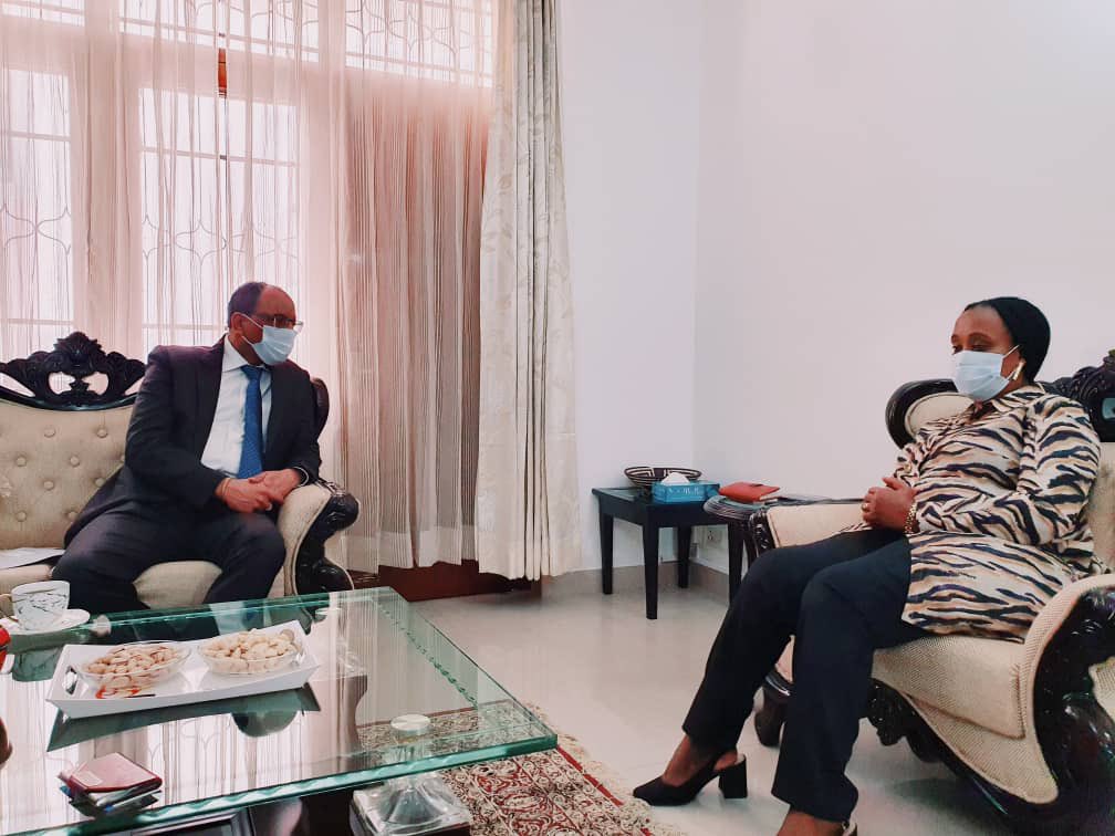 wapcosofficials's tweet photo. Mr. R.K.Agrawal, CMD, WAPCOS and NPCC called on H.E. Ms. Mukangira Jacqueline, High Commissioner of Rwanda to India on 3rd Nov, 21 to discuss about WAPCOS ongoing projects in Rwanda and possible areas of cooperation in future.@MoJSDoWRRDGR @NPCCOfficial https://t.co/hK1r8RYewf