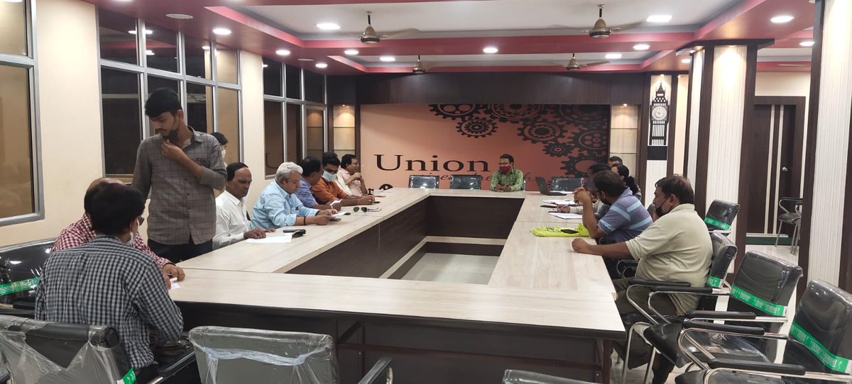 Dssia_Cuttack's tweet photo. Members of the Association had a Good Interaction with the Official of @TPCentralOdisha wherein they have assured to shift the Electric Poles out of the compound of several industrial units where the Pole is obstructing the growth and movement of vehicles. https://t.co/WDOI3quW3H