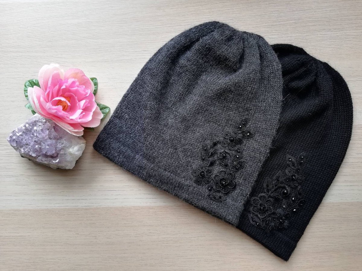 chestnutcrochet's tweet photo. Sharing for ALMITAhandmade

Really love this, from the Etsy shop ALMITAhandmade. https://t.co/mYdaIYebsJ #etsy #beanniehat #chunkyhat #lacebeanie #beadedcap #knittedbeanie #hatwithlace #stylishhat #elegantstyle #fallbeaniehat https://t.co/z8N19VTdx8