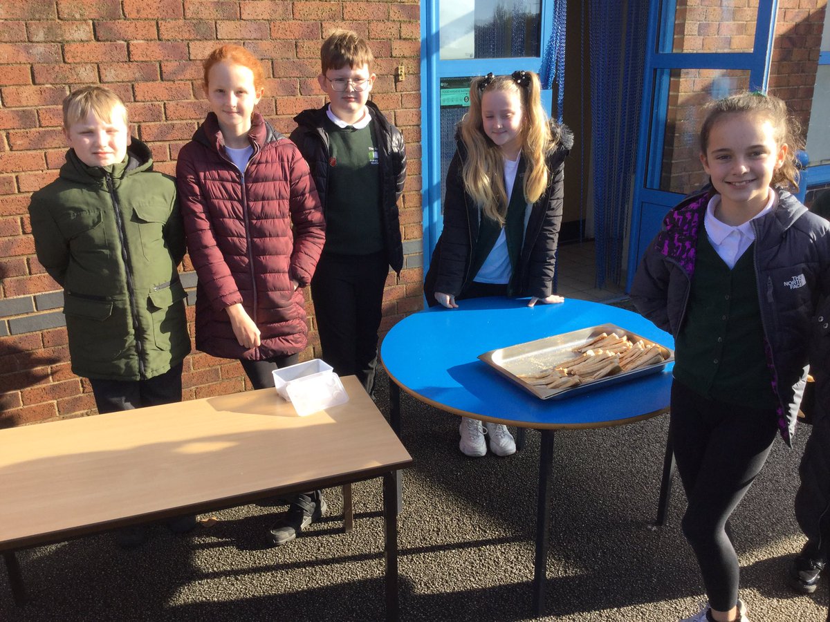 Gatescouncil's tweet photo. Today we had our first #toastfortamba sale. We had so many children wanting to buy toast today! Thank you to the parents that came in to help us make the toast to sell. #thegatesschoolcouncil #schoolcouncil https://t.co/Nzqi1t8jQ5