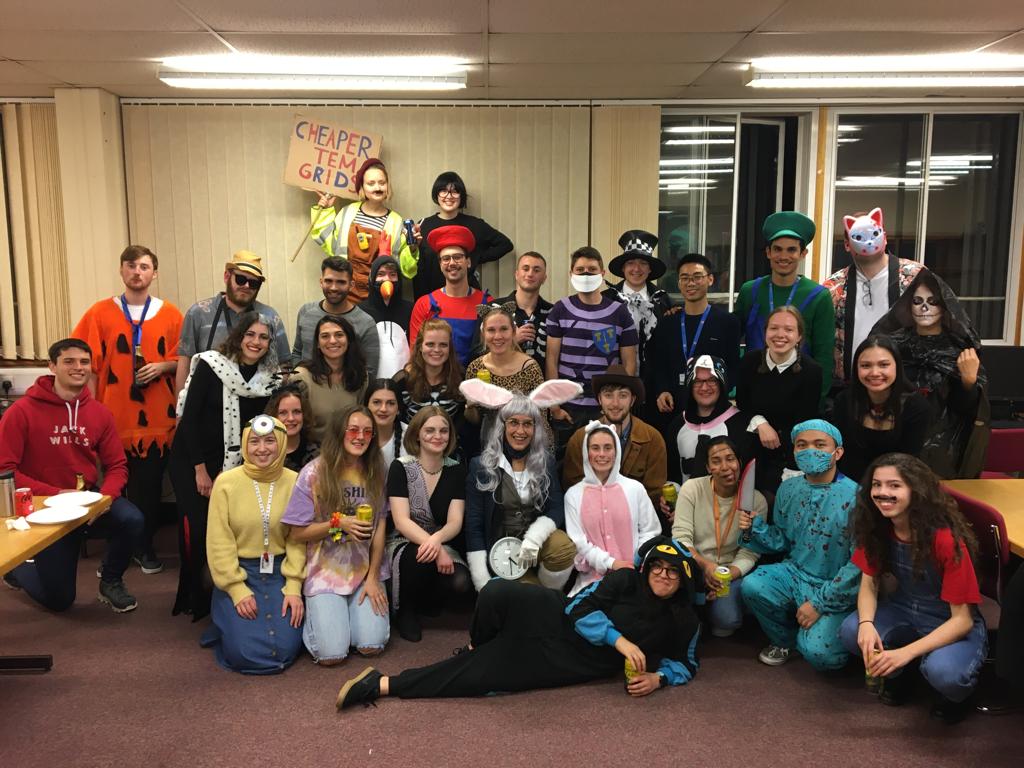 RORgroup's tweet photo. We had so much fun at the O'Doveilly Halloween social last night! Can you spot any familiar faces? 🧐
@Dove_Group @ChemSocBham 
#Chemistry #PhDLife https://t.co/iFlSZAnnxF
