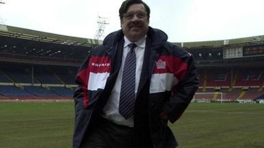 Geordiespringer's tweet image. Anybody know if this guy is still available lol #nufc #managersearch #humour